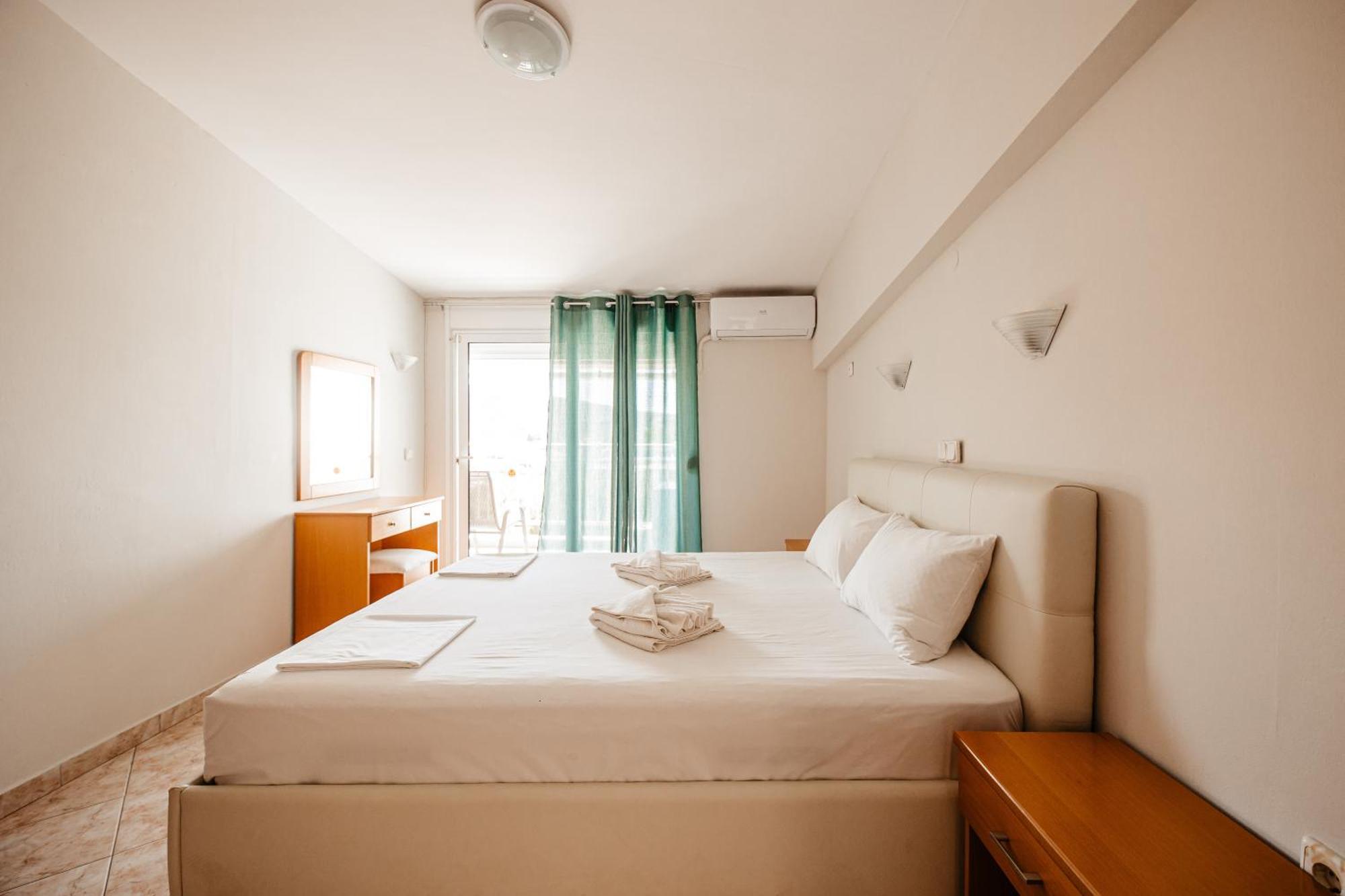 Hotel Marialena Potos Ngoại thất bức ảnh